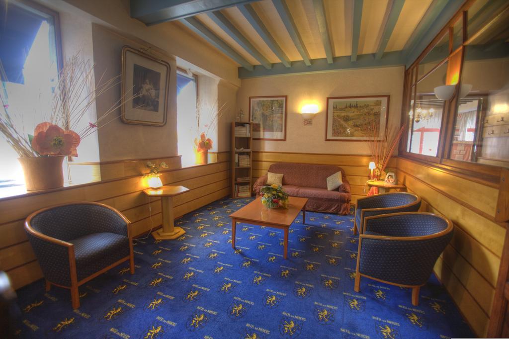 Hotel De Nevers Лурд Экстерьер фото